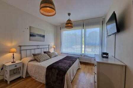 Apartamento Con Piscina Lägenhet Llanes Exteriör bild